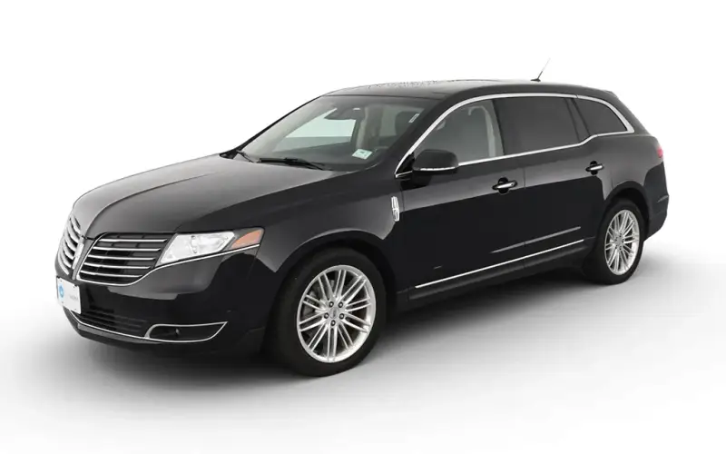 Lincoln MKT executive sedan